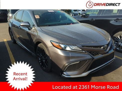 Used 2023 Toyota Camry XSE FWD image 1