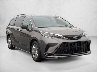 Used 2021 Toyota Sienna XSE