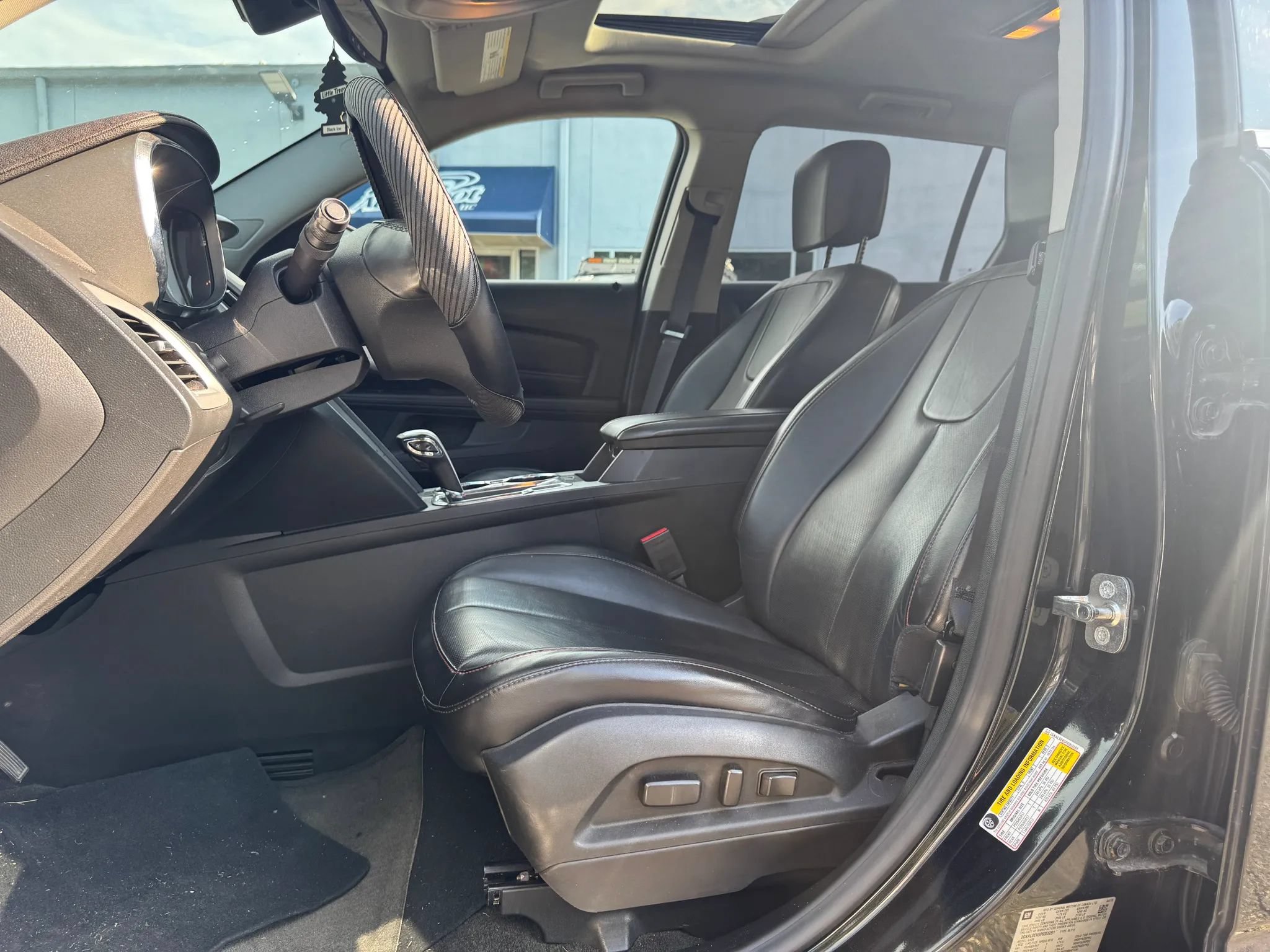 Used 2015 GMC Terrain SLT w/ Open Road Package FWD image 9
