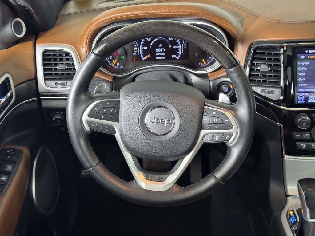 Used 2020 Jeep Grand Cherokee Summit AWD/4WD image 19