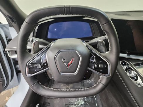 Used 2024 Chevrolet Corvette Stingray Convertible w/ Z51 Performance Package RWD image 15