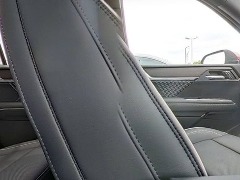 New 2026 GMC Acadia Denali FWD image 30