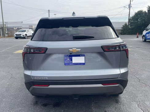 Used 2025 Chevrolet Equinox LT image 4