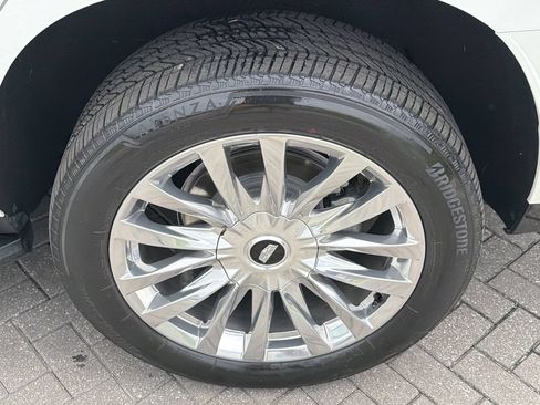 Certified 2023 Cadillac Escalade Premium Luxury RWD image 33