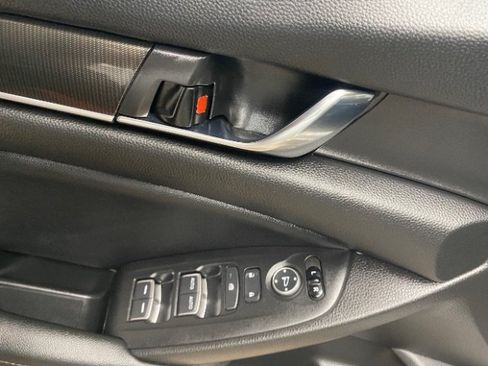 Used 2021 Honda Accord Sport image 22