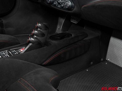 Used 2020 Ferrari 488 Pista Spider RWD image 47