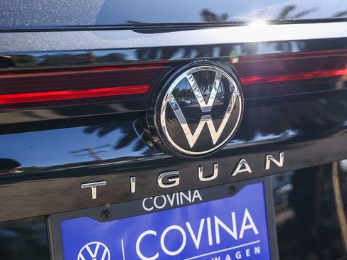 New 2026 Volkswagen Tiguan SE image 11