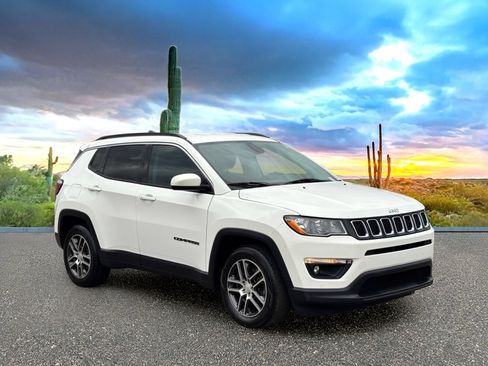 Used 2018 Jeep Compass Latitude w/ Popular Equipment Group FWD image 7