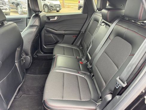 Used 2025 Ford Escape ST-Line Select AWD/4WD image 10