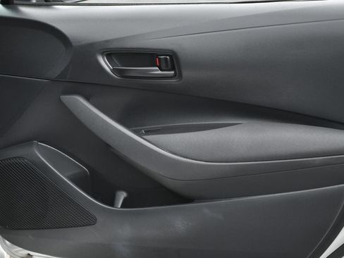 Used 2024 Toyota Corolla LE image 18