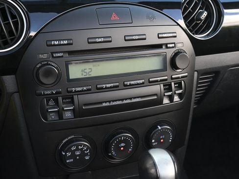 Used 2008 MAZDA MX-5 Miata Touring image 23