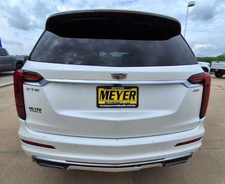 Used 2021 Cadillac XT6 Premium Luxury FWD image 7
