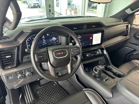 Used 2023 GMC Sierra 1500 AT4X AWD/4WD image 18