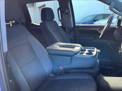 Used 2024 Chevrolet Silverado 1500 LT RWD image 7