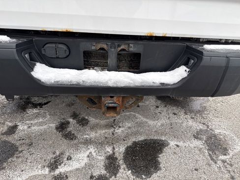 Used 2018 Toyota Tundra SR image 24