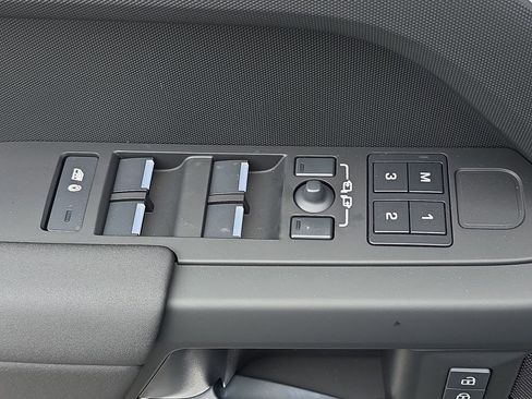 New 2026 Land Rover Defender 110 S AWD/4WD image 28