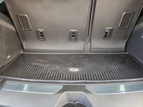 Certified 2024 Cadillac Escalade Sport Platinum w/ LPO, ONYX Package image 34