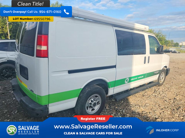 Used 2014 Chevrolet Express 2500 RWD image 4