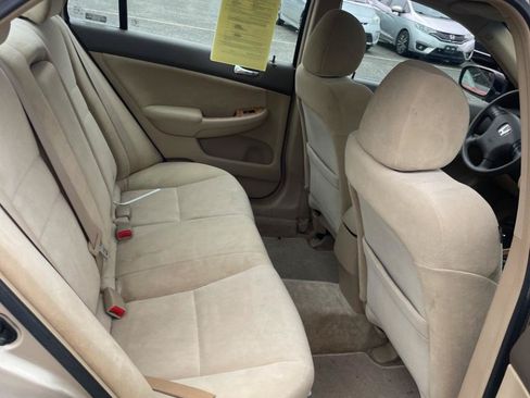 Used 2005 Honda Accord EX image 23