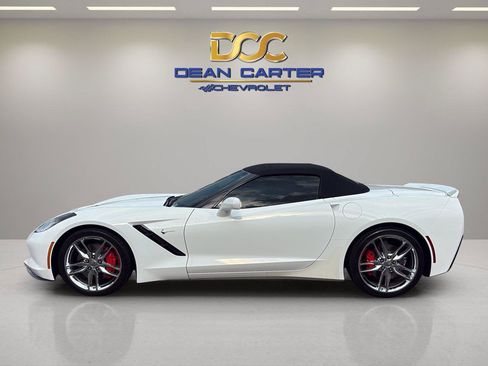 Used 2018 Chevrolet Corvette Stingray Convertible RWD image 10
