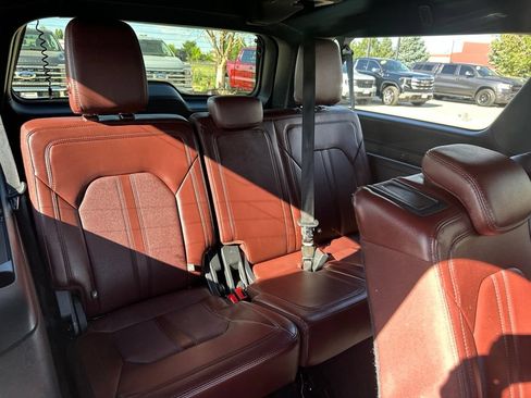 Used 2022 Ford Expedition Max Limited AWD/4WD image 30
