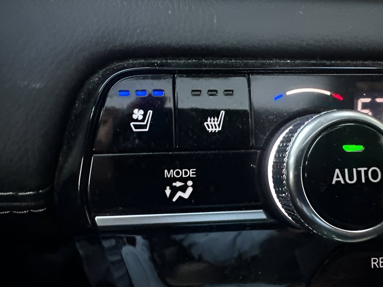 Used 2023 Honda Pilot Elite image 23
