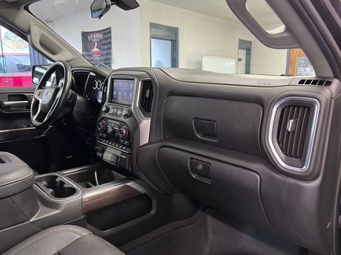 Used 2021 Chevrolet Silverado 1500 LT Trail Boss image 45
