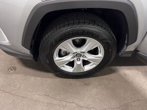 Used 2019 Toyota RAV4 XLE w/ Convenience Package AWD/4WD image 30