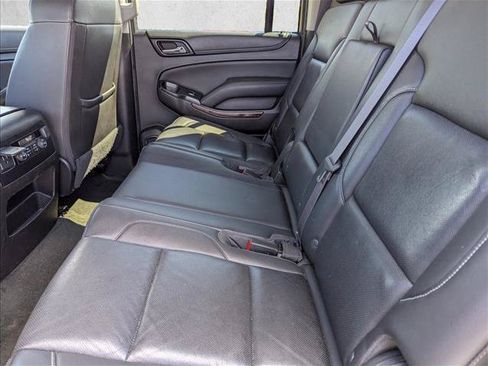 Used 2017 GMC Yukon XL SLT AWD/4WD image 24
