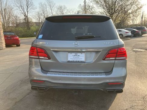 Used 2016 Mercedes-Benz GLE 63 AMG 4MATIC image 4
