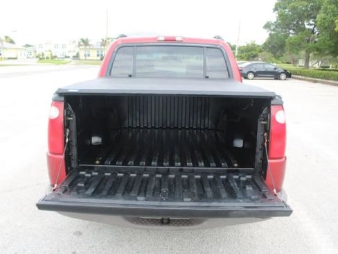Used 2001 Ford Explorer Sport Trac 4x4 image 26