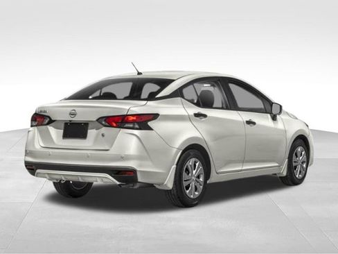 Used 2024 Nissan Versa S w/ Trunk Package FWD image 5