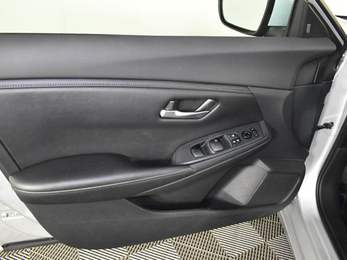 Used 2023 Nissan Sentra SV image 37