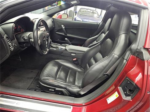 Used 2010 Chevrolet Corvette Coupe w/ Preferred Equipment Group RWD image 9