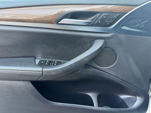 Used 2019 BMW X3 xDrive30i w/ Driving Assistance Package image 9