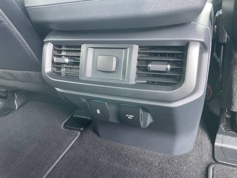 Used 2025 Ford F150 Lariat w/ Equipment Group 501A Mid AWD/4WD image 26