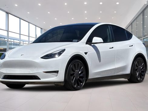 Used 2022 Tesla Model Y Performance AWD/4WD image 8