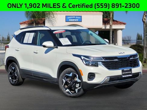 Certified 2025 Kia Seltos EX FWD image 1
