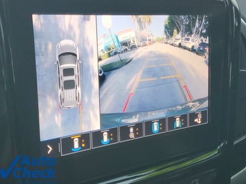 Used 2021 Chevrolet Traverse High Country FWD image 20