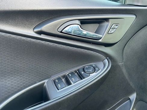 Used 2024 Chevrolet Malibu LT image 18