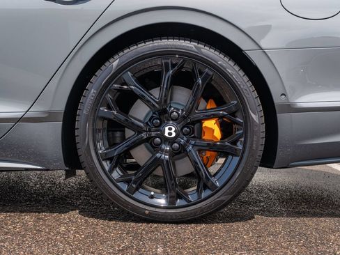 New 2026 Bentley Flying Spur Plug-In Hybrid AWD/4WD image 32