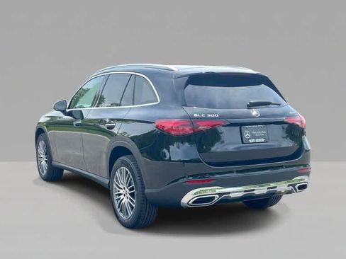 Used 2026 Mercedes-Benz GLC 300 4MATIC image 3