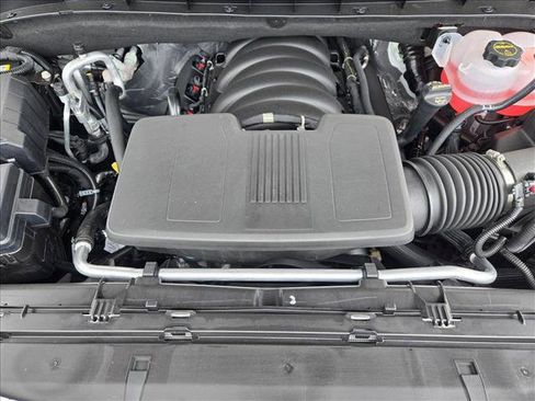 New 2026 Chevrolet Suburban LS image 20