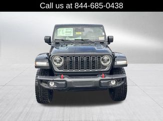 New 2026 Jeep Gladiator Rubicon w/ Technology Group AWD/4WD video 2