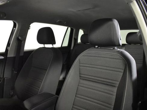 Used 2022 Volkswagen Tiguan S AWD/4WD image 10