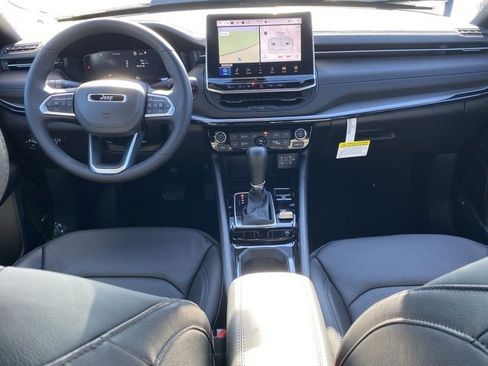 New 2025 Jeep Compass Limited w/ Driver Assist Group I image 36