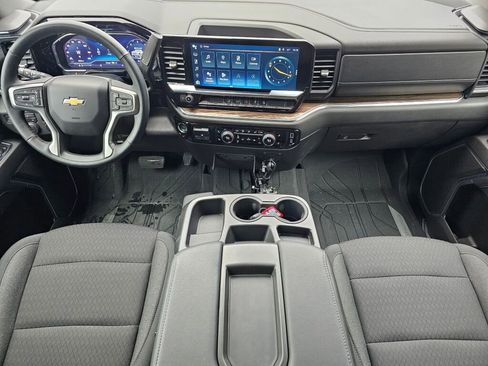 Used 2024 Chevrolet Silverado 3500 LT w/ Convenience Package image 19