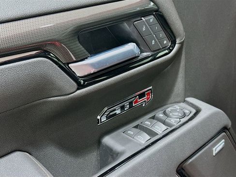 New 2026 GMC Sierra 1500 AT4 w/ AT4 Premium Package AWD/4WD image 18