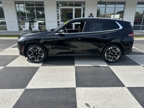Used 2025 BMW X3 xDrive30i w/ Premium Package AWD/4WD image 1