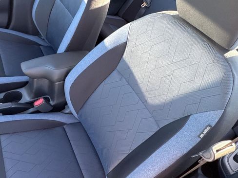 New 2025 Nissan Versa SV image 24